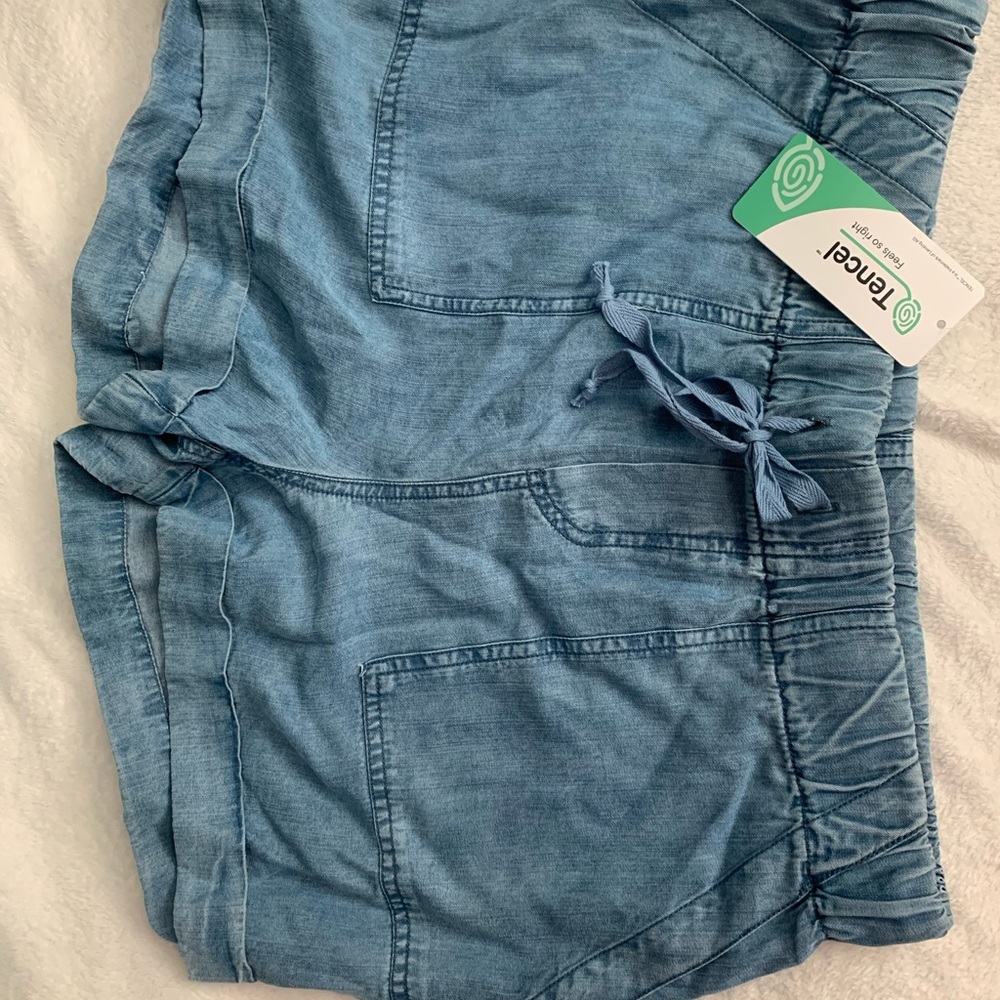 Tensel comfy shorts